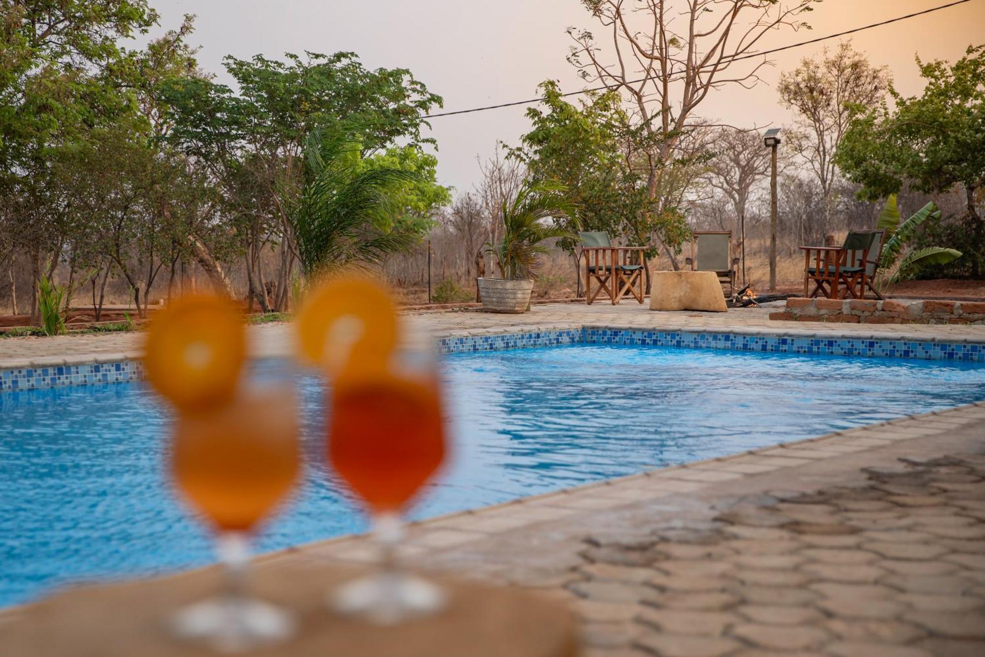 The Nkhosi Livingstone Lodge And Spa Exterior foto